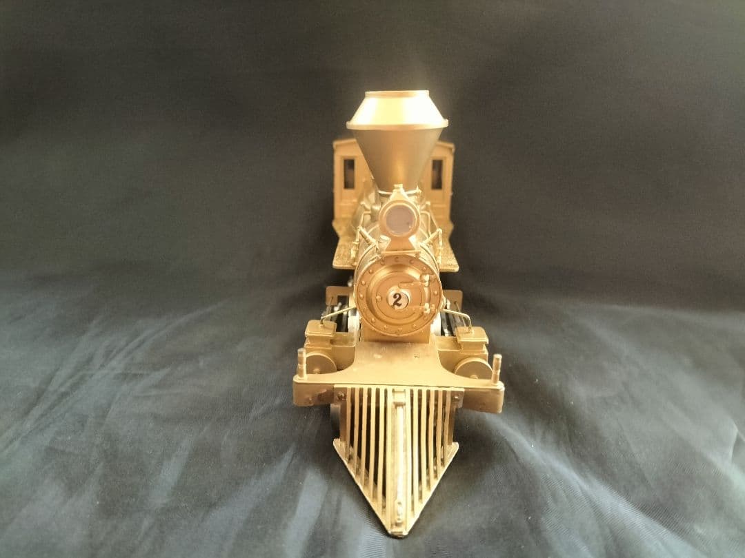 蒸気機関車 弁慶号 H.K PORTER【レール基台・ケース付】