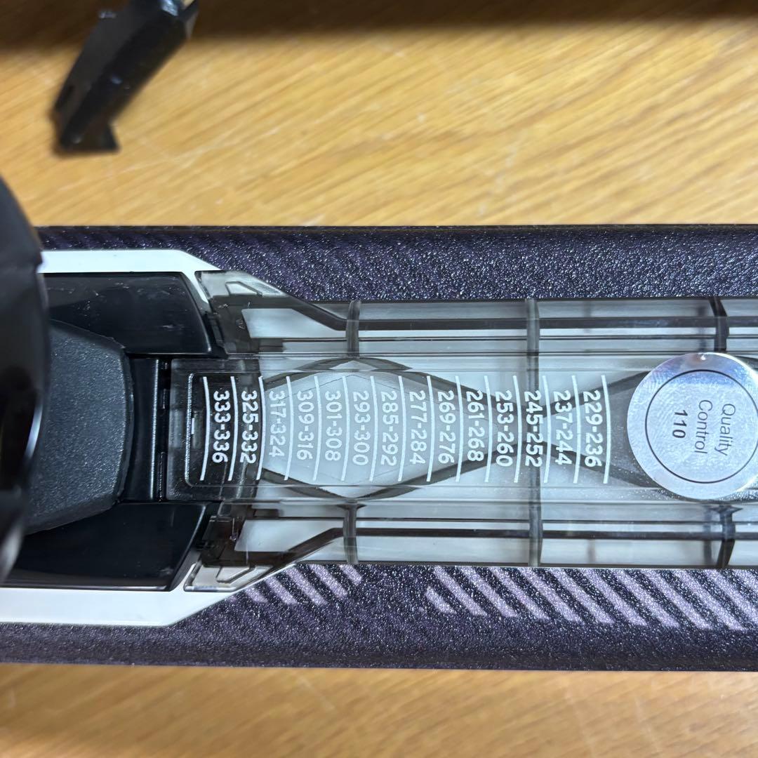 UＶ美品 GIPRONストック付　ATOMIC 152cm スキー板セット