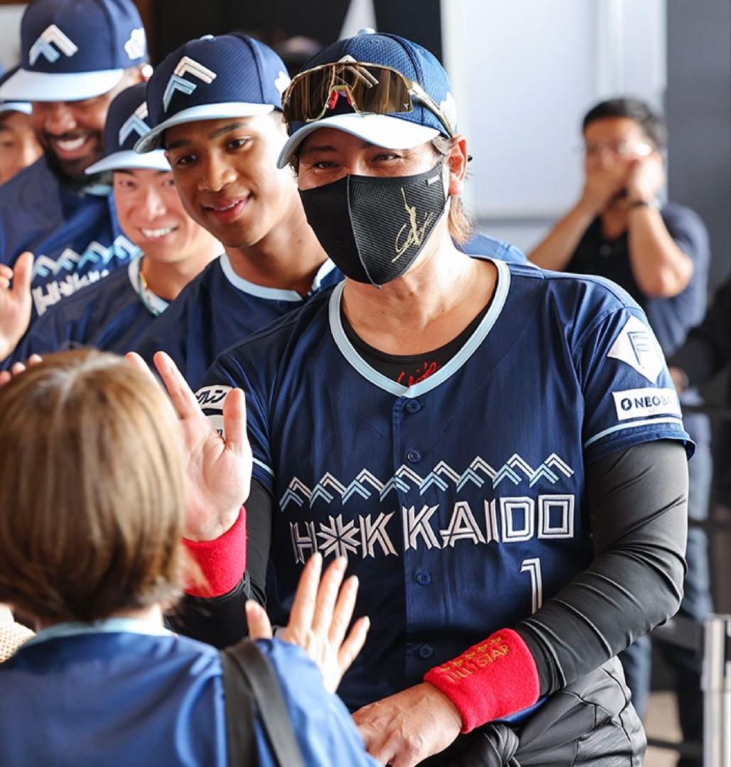 【新品】日ハム ファイターズ XL 2025 welovehokkaido 新庄