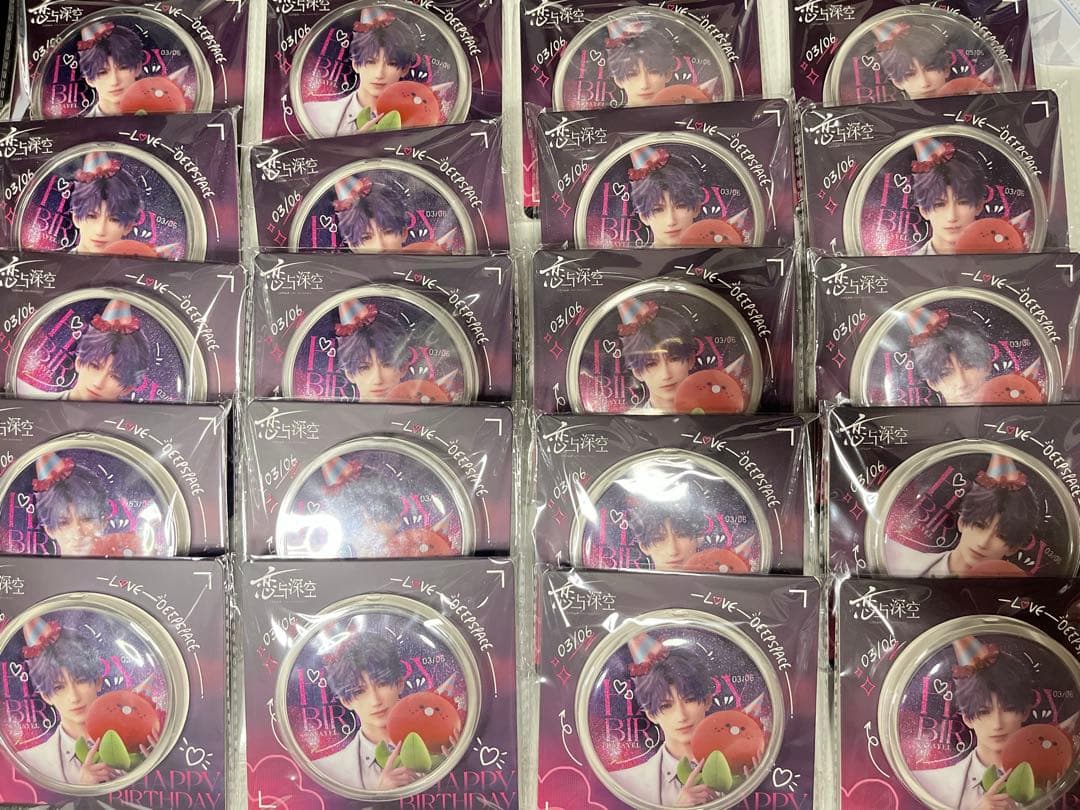 恋と深空 ホムラ 缶バッジ