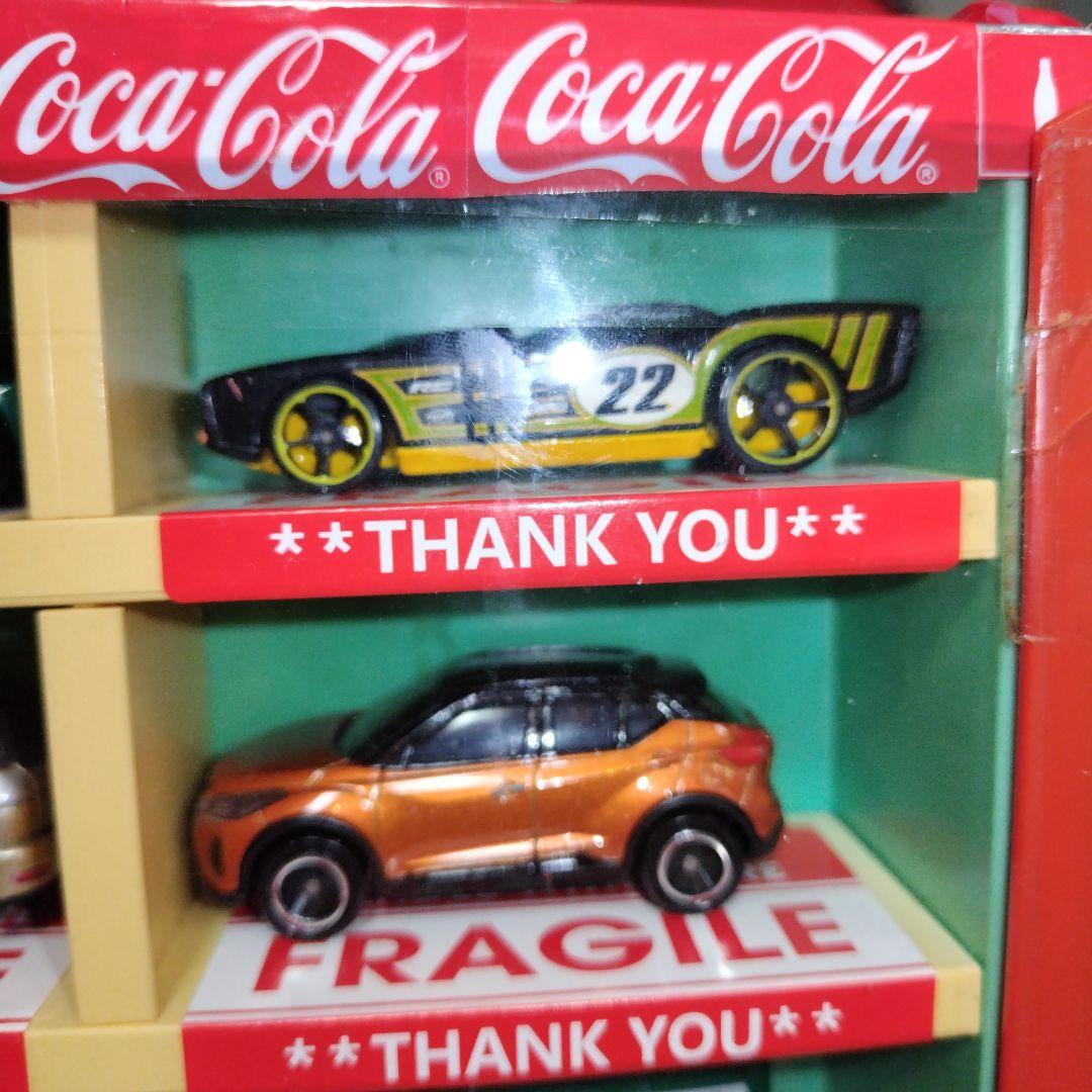 Ｓ★商品Ｎｏ.３７２４★超・お買い得☆トミカケースに満タンの車詰め合わせとオマケ