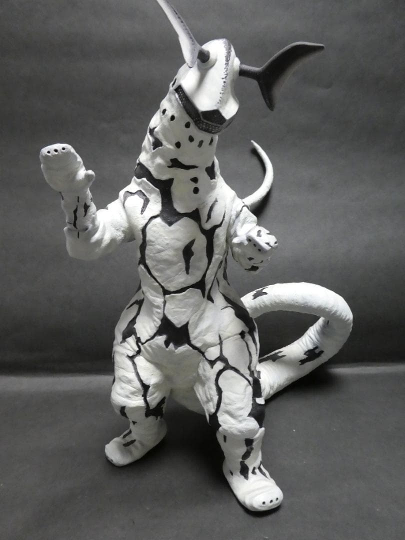 ビリケン商会　エレキング　塗装済み完成品