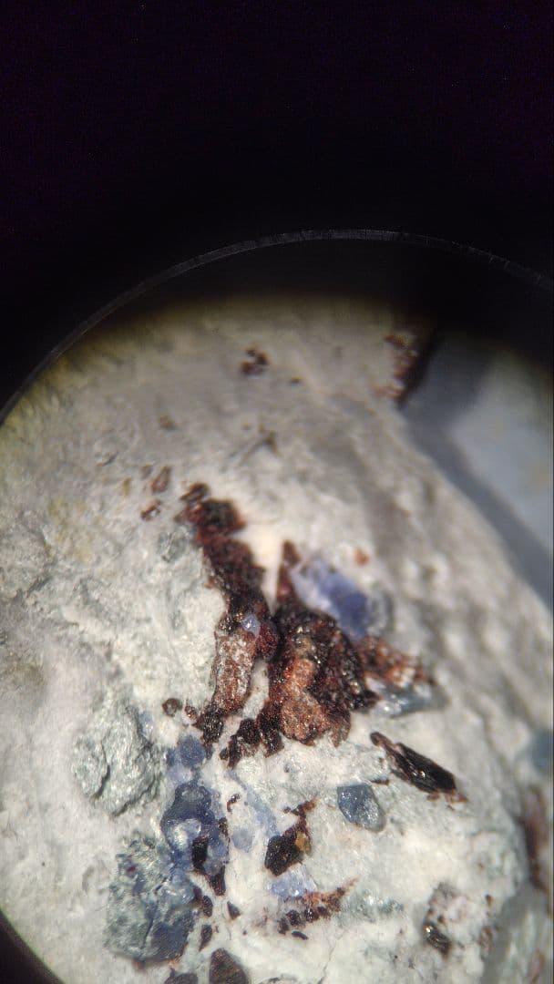 ベニトアイト、ネプチュナイト　アメリカ合衆国産　1084