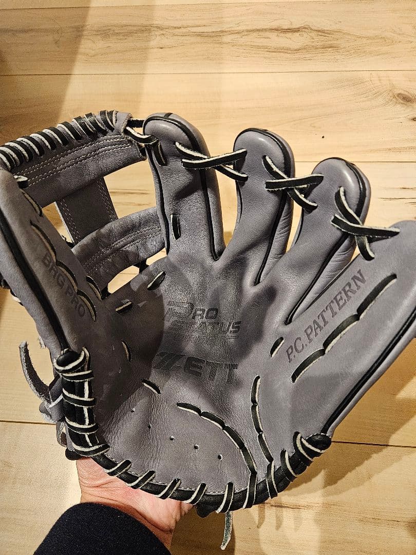 ゼット　プロステイタス　 軟式　内野手　 グローブ グレー　サイズ4