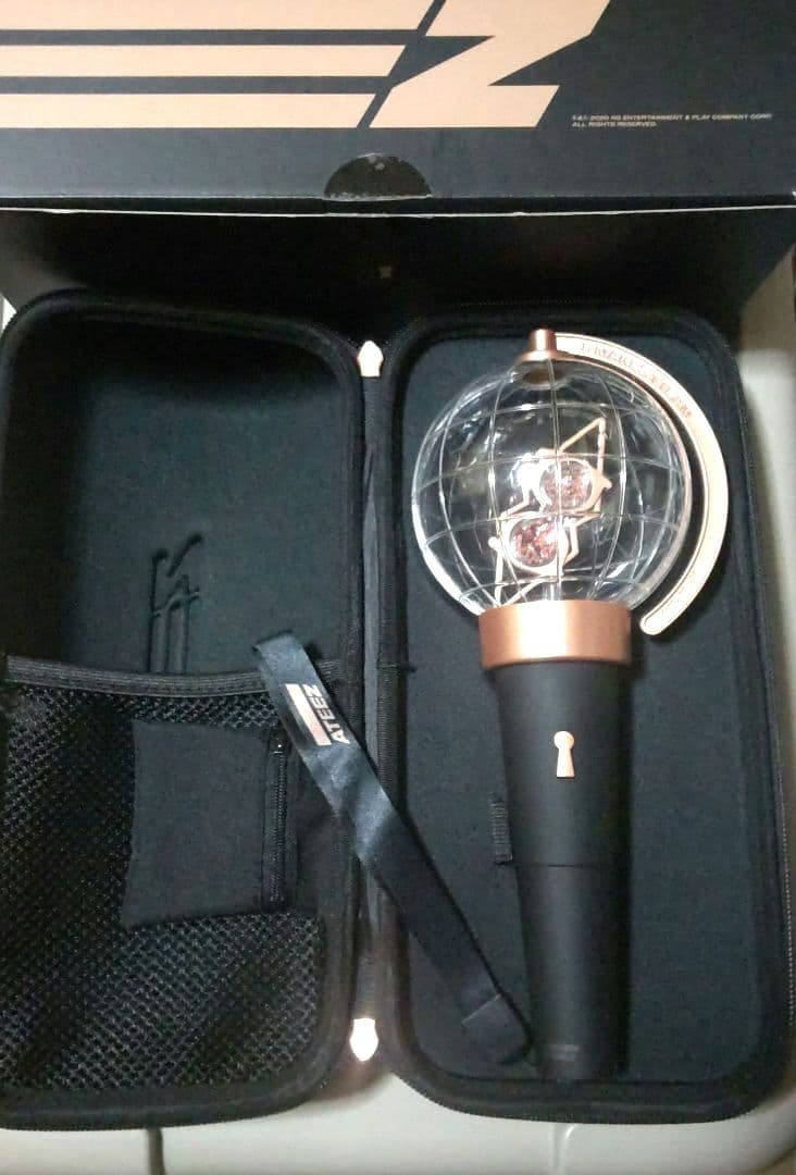 ATEEZ ペンライト ver.1 　ペンライトケース セット