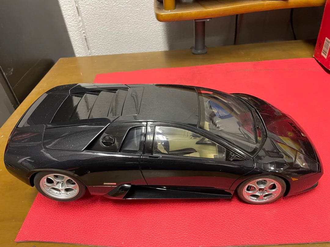 オートアート　ランボルギーニ　ムルシエラゴ