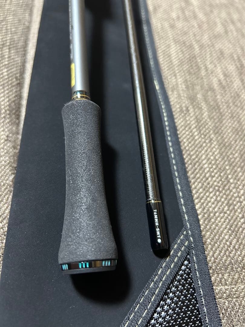 【極美品】ダイワ エメラルダス ストイスト ST 74 MMH-SMT