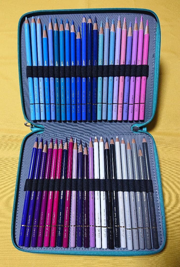 ホルベイン アーチスト色鉛筆 150色 オマケ5本 計155本 ケース付き