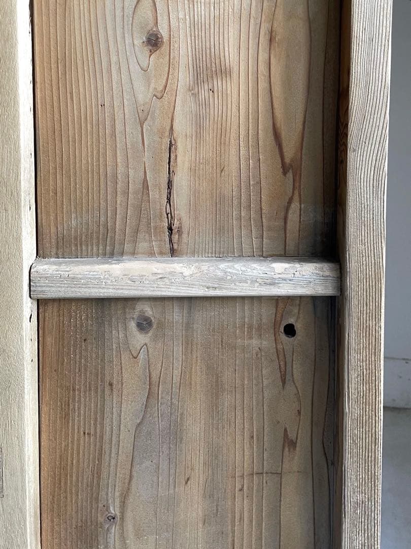 古い奥行の浅いガラス戸棚　食器棚　本棚　レトロ　水屋箪笥　古道具　アンティーク