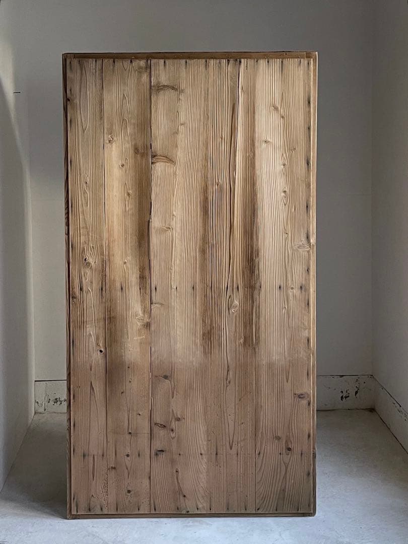 古い奥行の浅いガラス戸棚　食器棚　本棚　レトロ　水屋箪笥　古道具　アンティーク