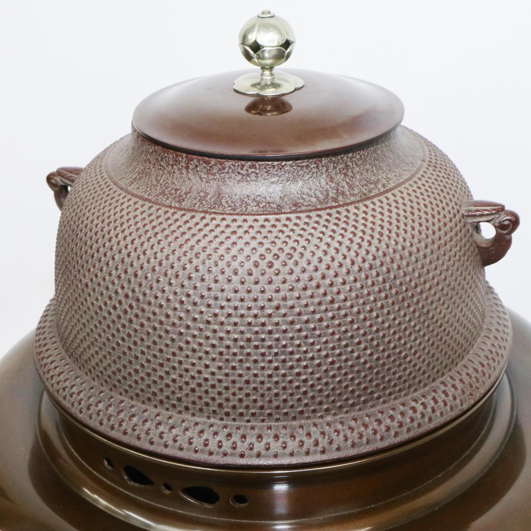 南鐐撮霰真形釜添　唐銅朝鮮風炉 高橋敬典 風炉師 金谷浄雲造