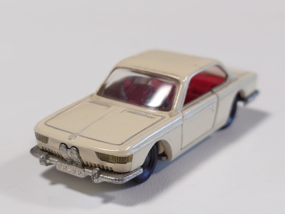 ミニカー Siku V266  2000 CS