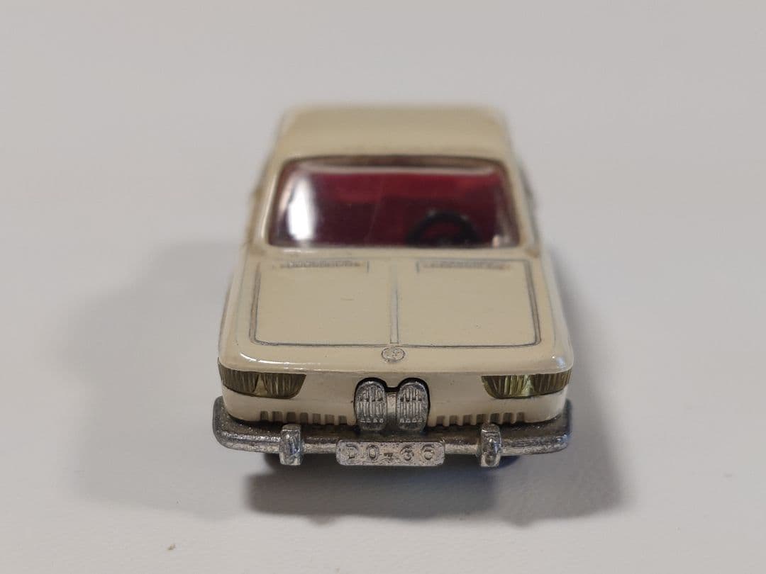 ミニカー Siku V266  2000 CS