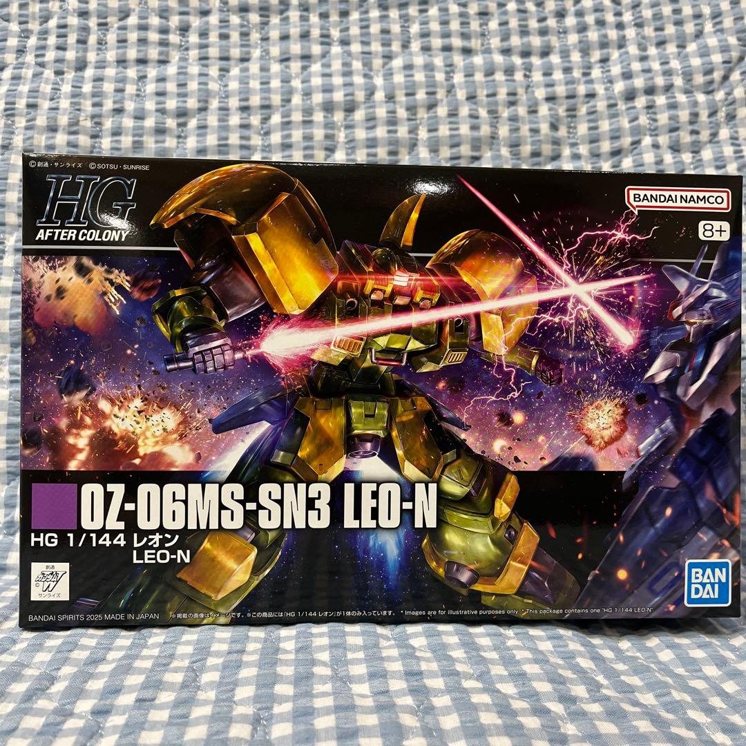 RGウイングガンダムゼロ　HG レオン　他セット売り