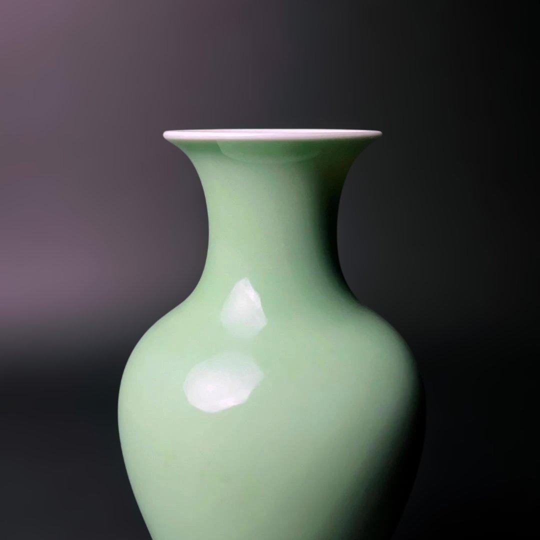 唐物 粉青釉瓶 大清康煕年製 款 中国美術 古玩 SH86