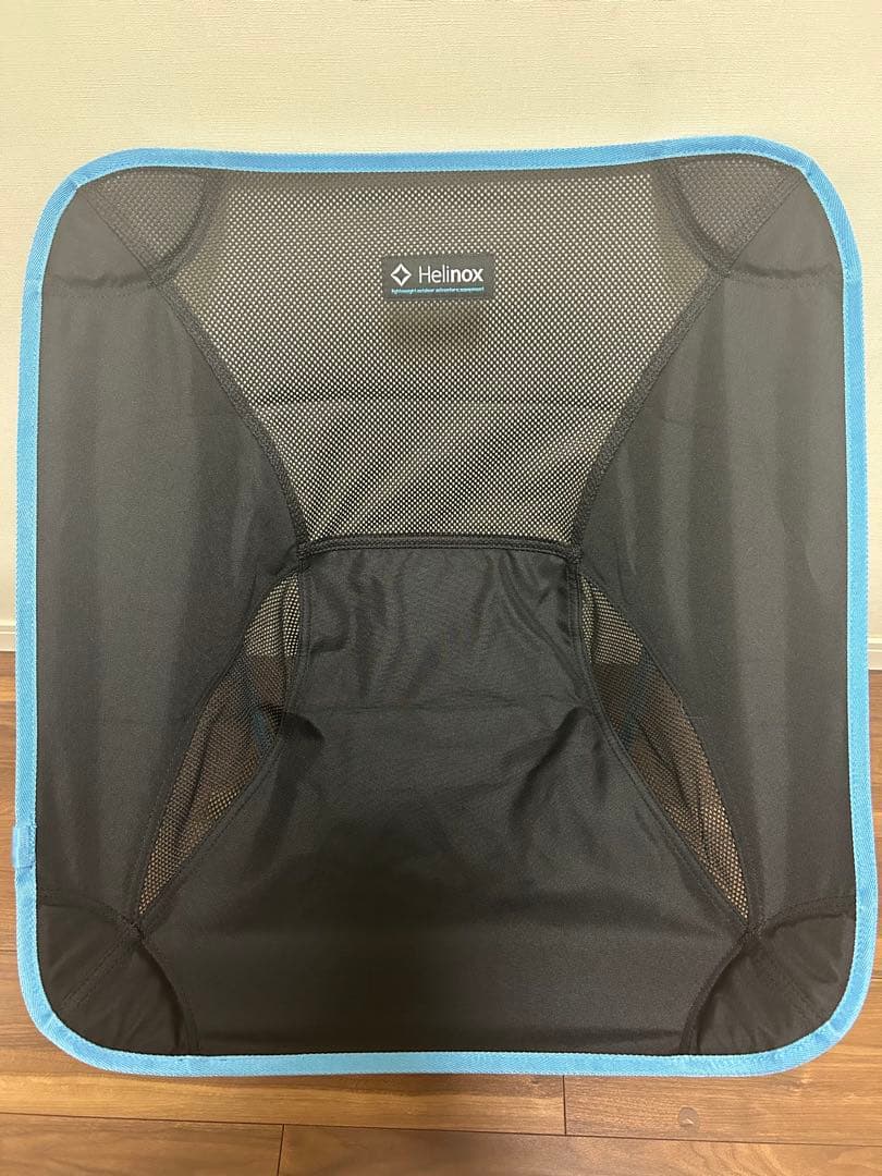 ☆Helinox☆ヘリノックス　チェアワン　アウトドアチェア　ブラック／ブルー