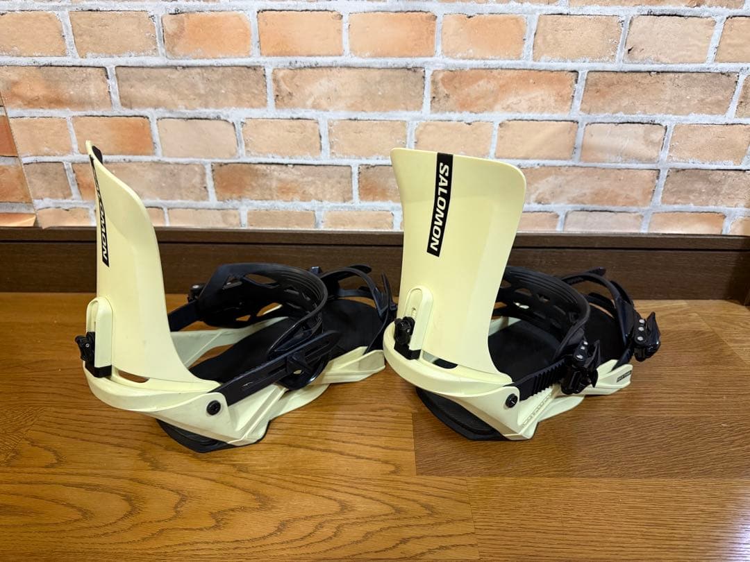 SALOMON RYTHEMビンディング M