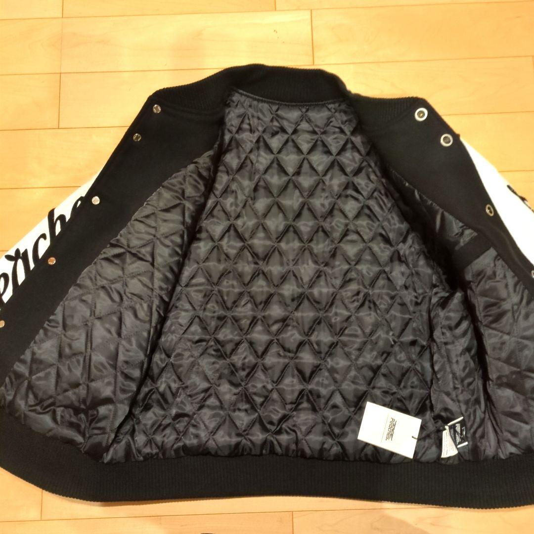 LE SSERAFIM × PEACHES VARSITY JACKET L