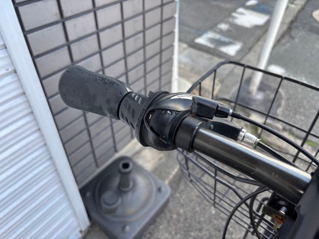 【週末限定4000円OFF】700×35c クロスバイク　中古車