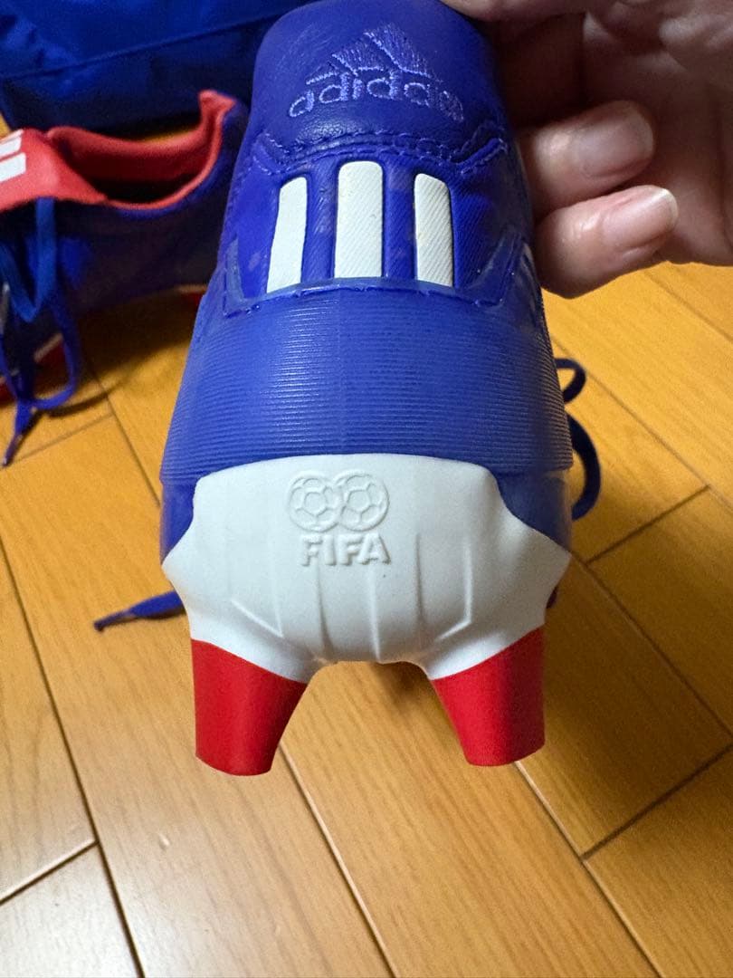 adidas プレデターTRX FGサッカーシューズ 26.0cm 青赤