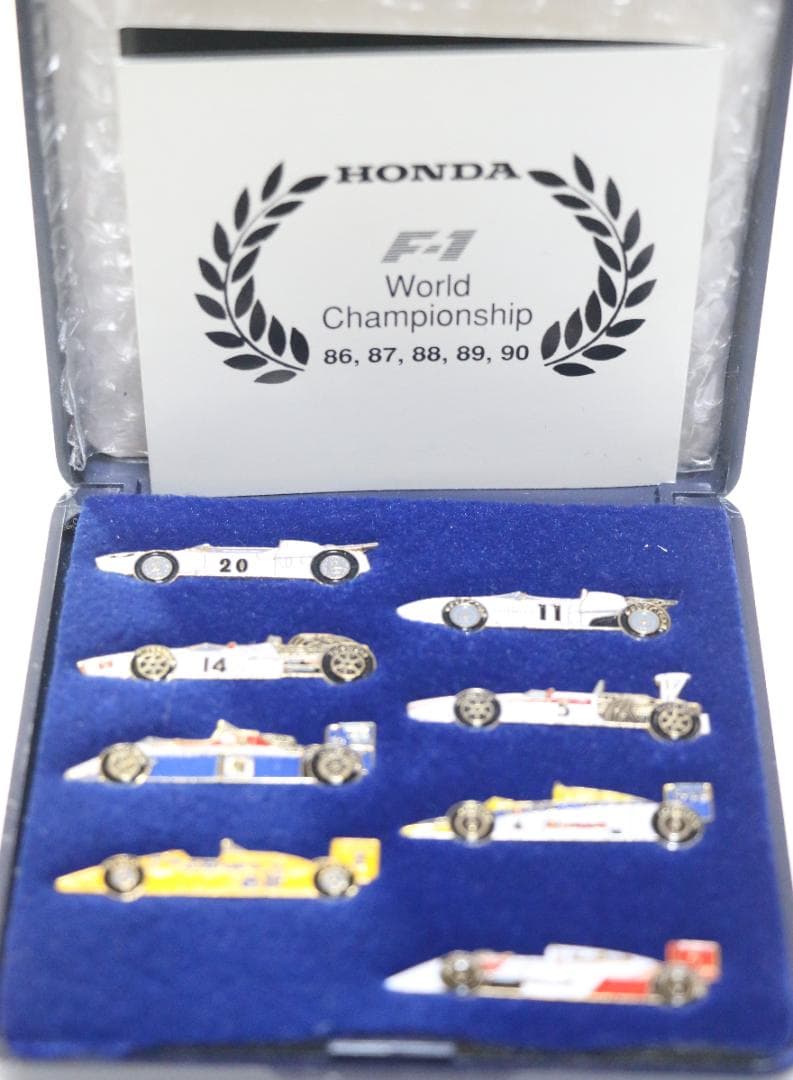 超希少　歴代ホンダＦ１　金属製ピンバッチセット（８個）　中古品