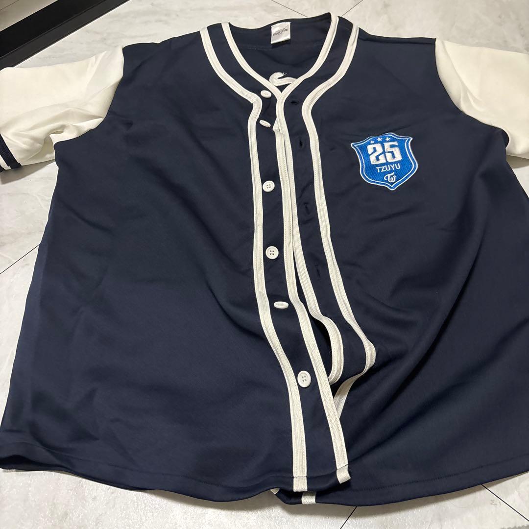 TWICEユニホーム