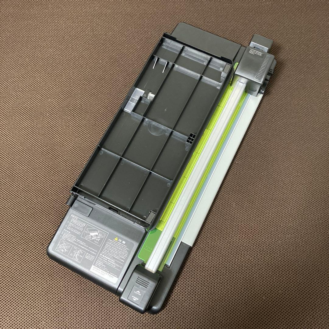 CARL カール　折り畳みディスクカッター スリム　DC-F5100(A4)