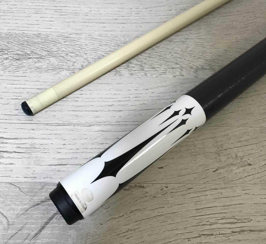 良品　ビリヤードキュー　スコーピオン　革ハードケース付き