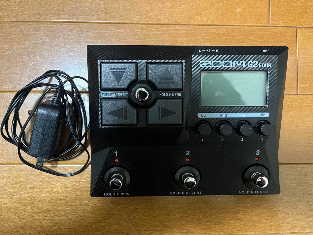ZOOM G2 FOUR & BOSS CE-5 セット