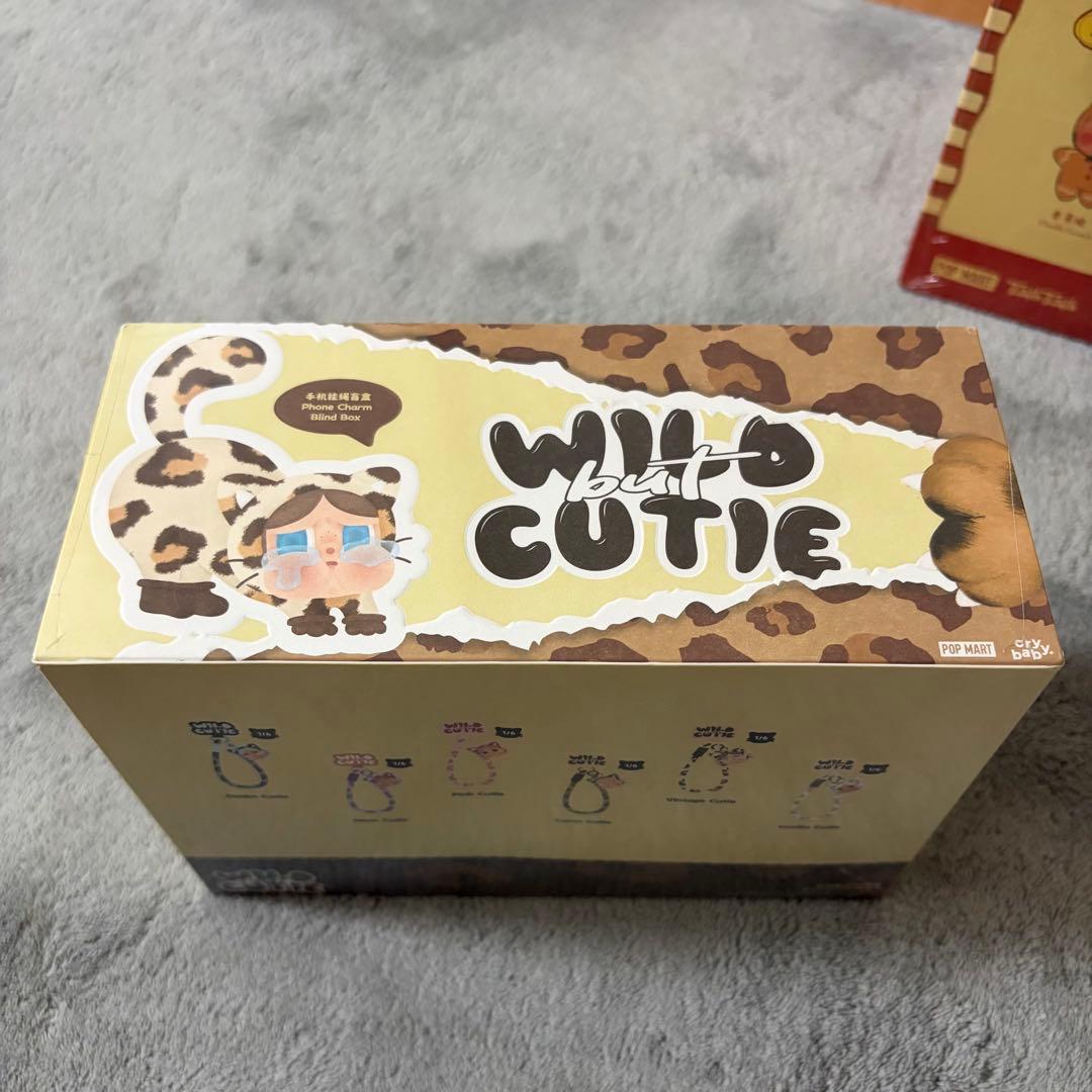 専用ページ 2点LUCK/Crybabyフォンチャームアソートボックス