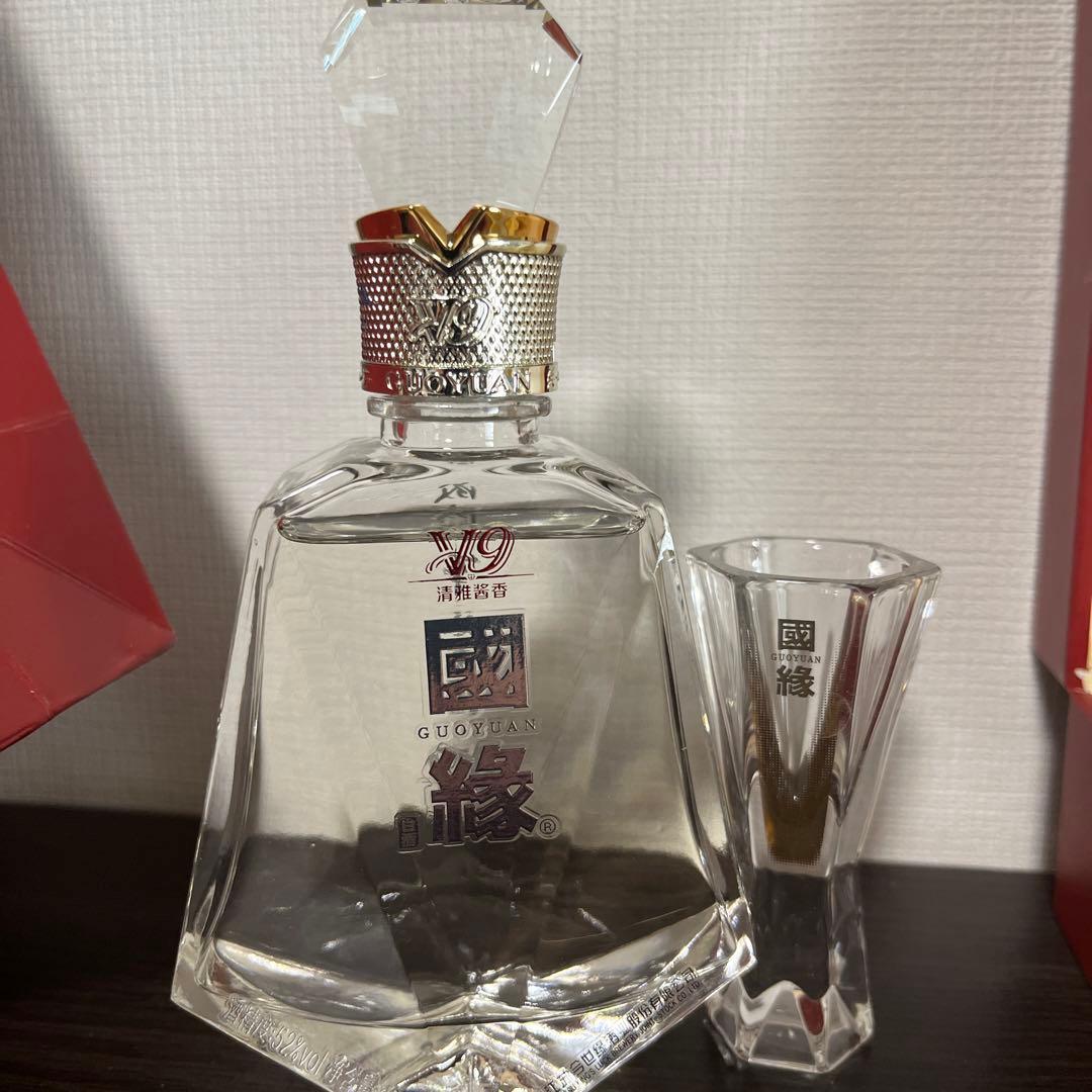 春節祭限定セール高級中国酒　国縁V９　１００ml×２　箱付　ショットグラス２個