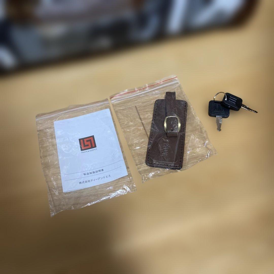 新品、未使用　✨迷彩柄キャリーケース✨