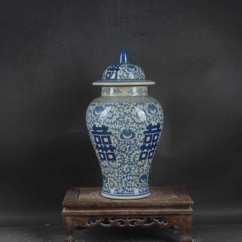 青花喜字纏枝蓮蓋缶 景徳鎮 陶磁器 装飾品 現代工芸品 美術品 置物