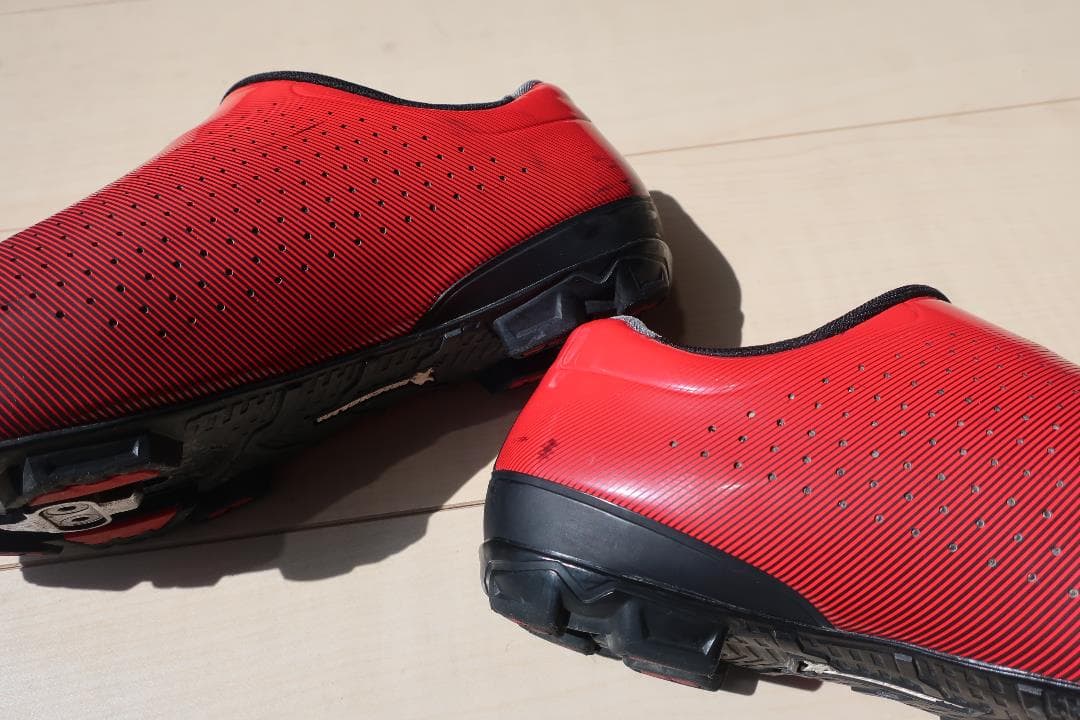 シマノ MTBシューズ XC7