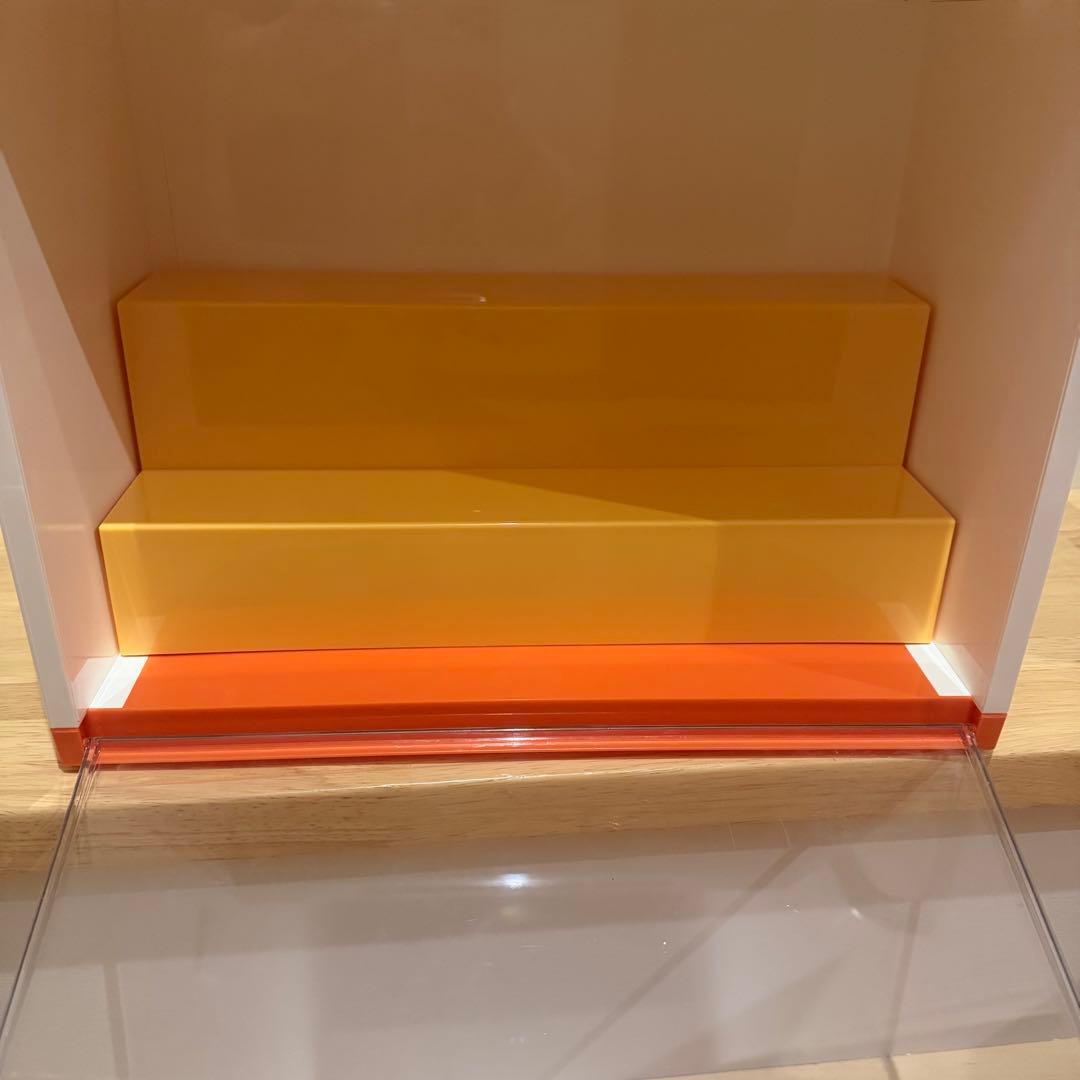 LABUBU wacky mart コンテナワッキーマート展示ボックス