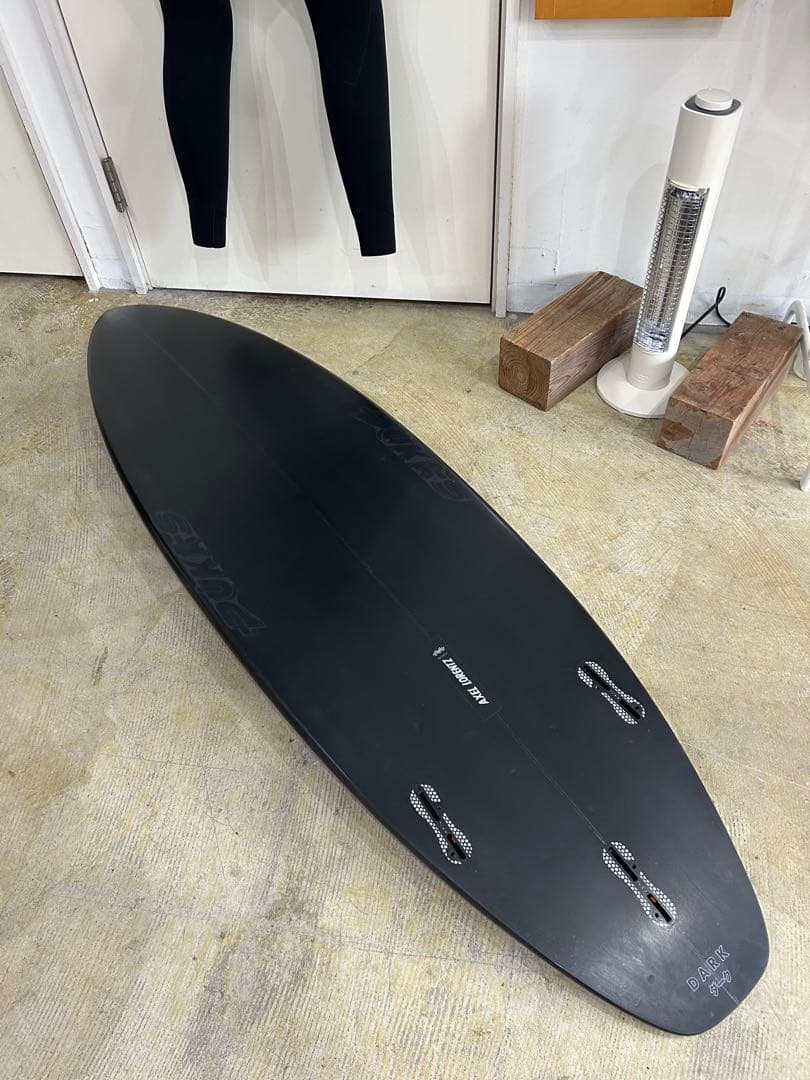 サーフィン・ボディボード PUKAS SURFBOARDS SHAPE/AXEL LORENTZ DARK