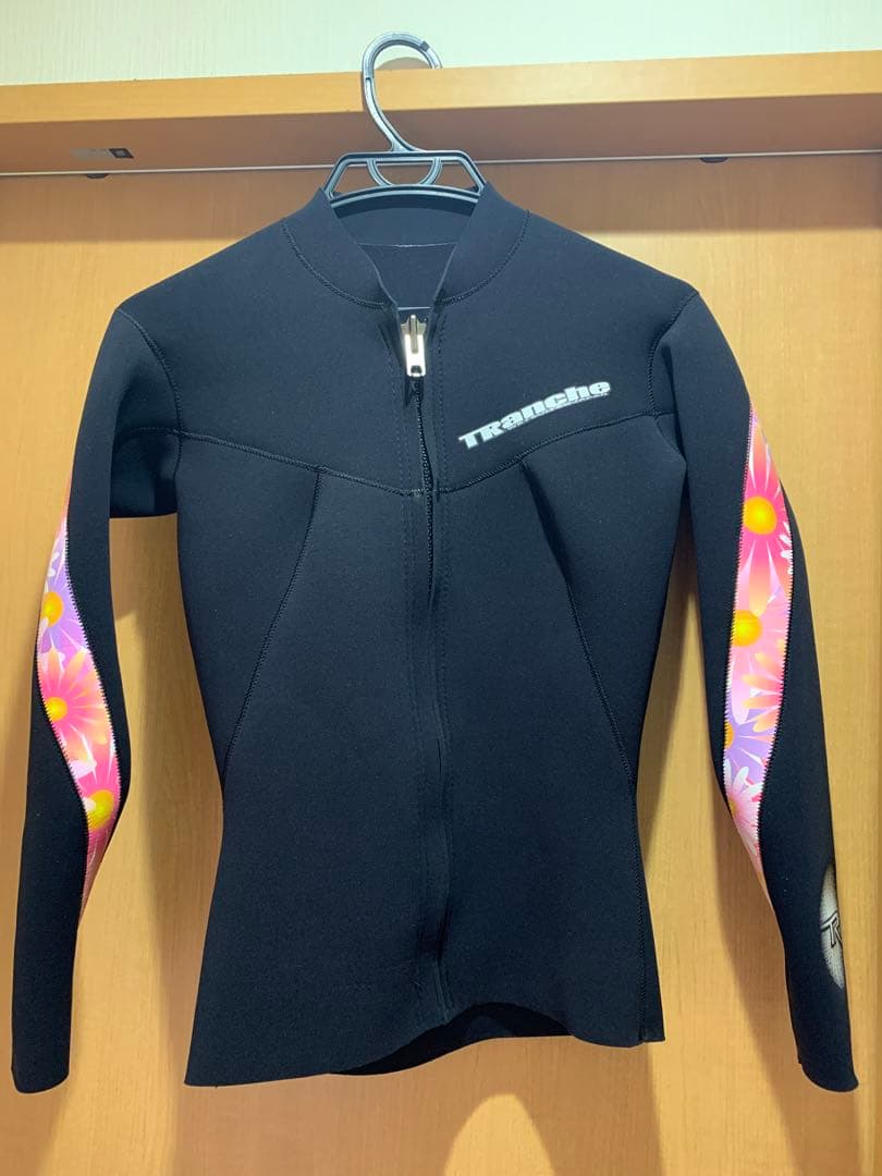 TRanche タッパー　ウェットスーツ