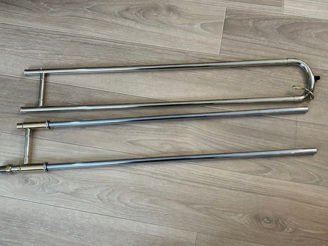 Bach 42 テナーバストロンボーン F管付 オープンラップ 要調整