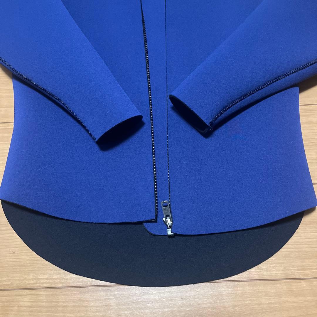 MＬサイズ 青 タッパーウェットスーツ