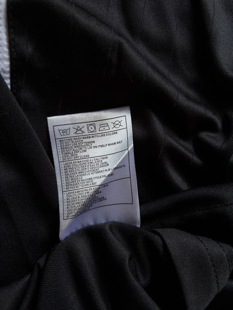 レアル・マドリード 03/04 新品 ヴィンテージ ユニフォーム 黒adidas