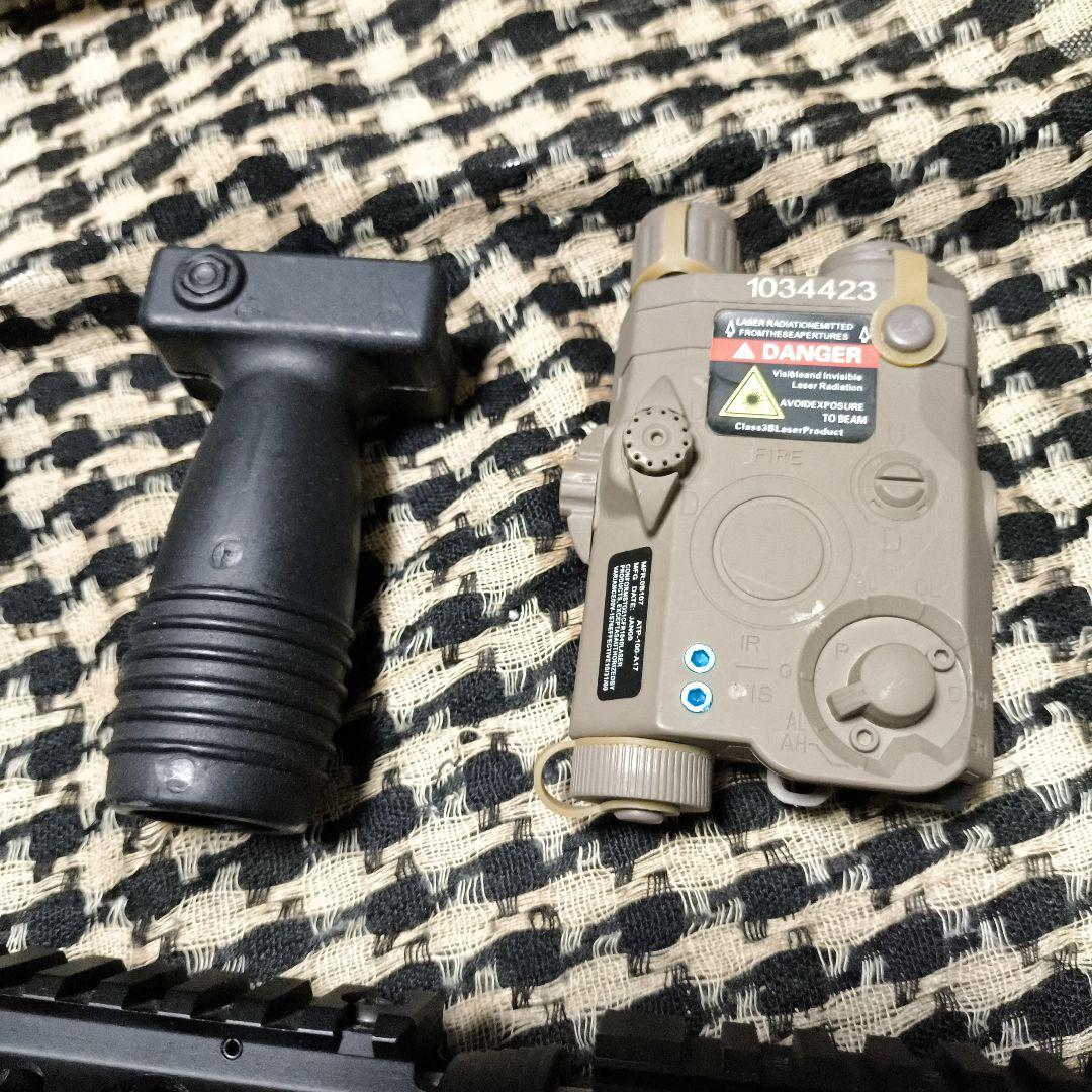 1 東京マルイ製　MWS マガジン3本　サイレンサー　ACOG　ガスブロ