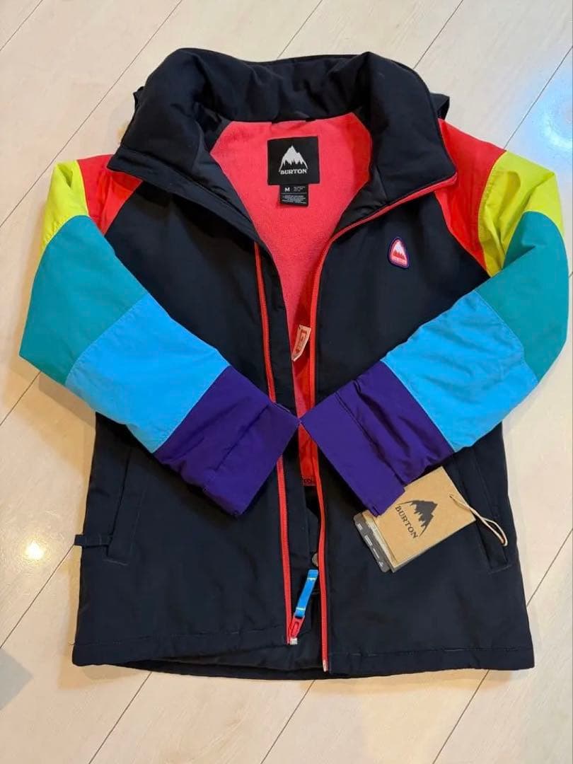 ⭐︎新品⭐︎未使用品⭐︎バートンM(140cm) スノボ　スキーウエア