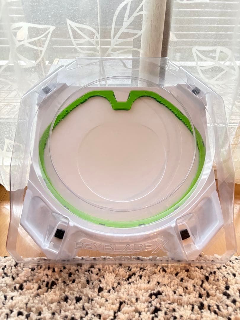 ベイブレードＸ　引退品 ベイブレードスタジアム ベイブレード本体 ランチャー￼