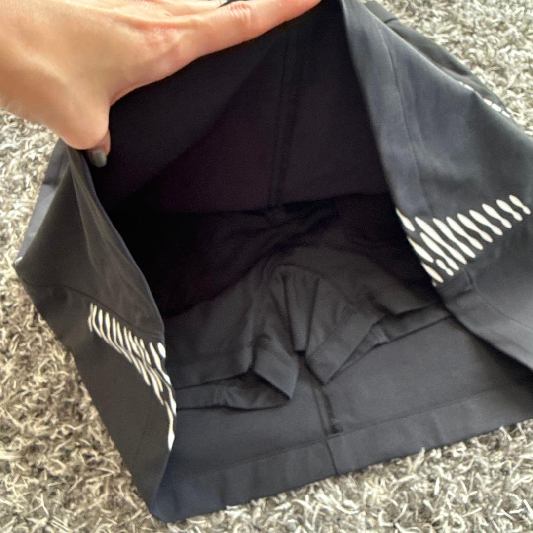 新品未使用　MARK & LONA スカート