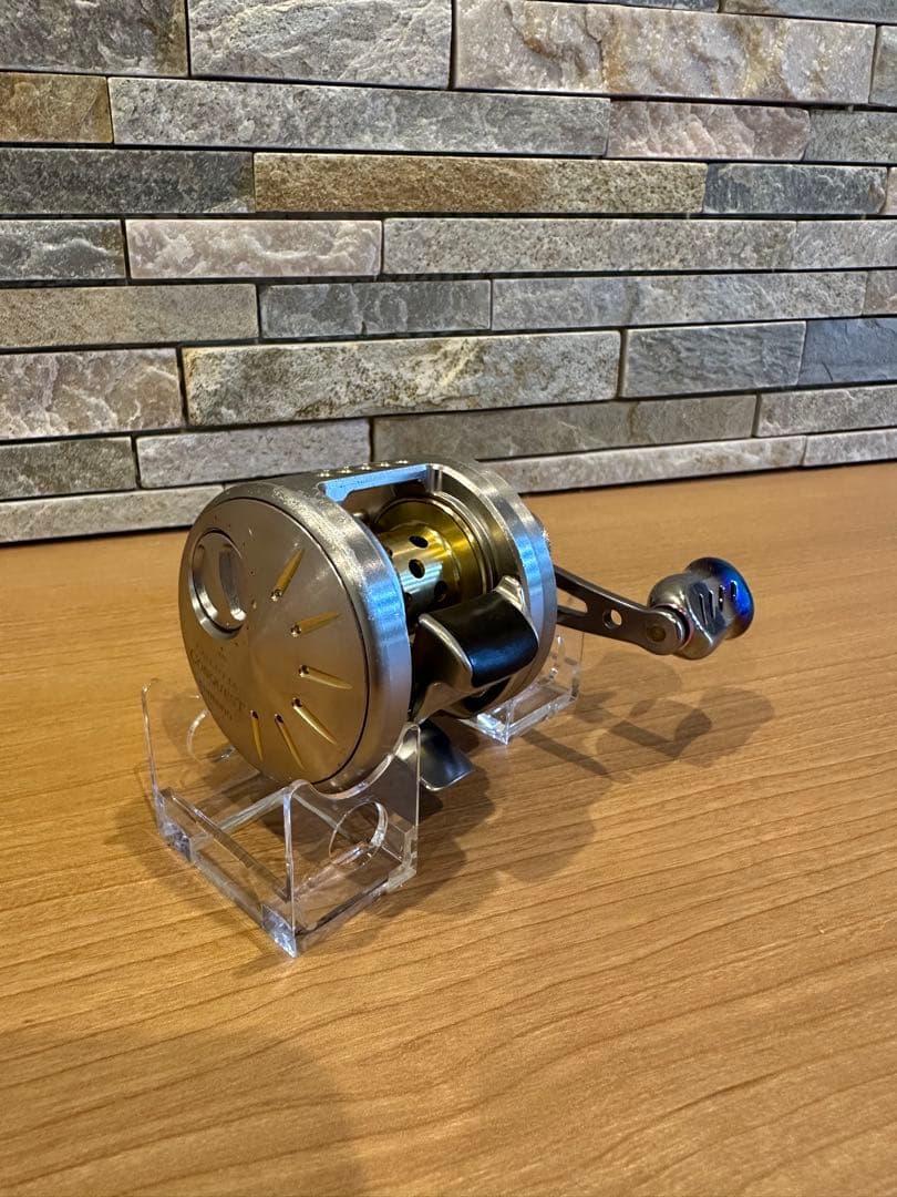 シマノ カルカッタコンクエスト 100dc