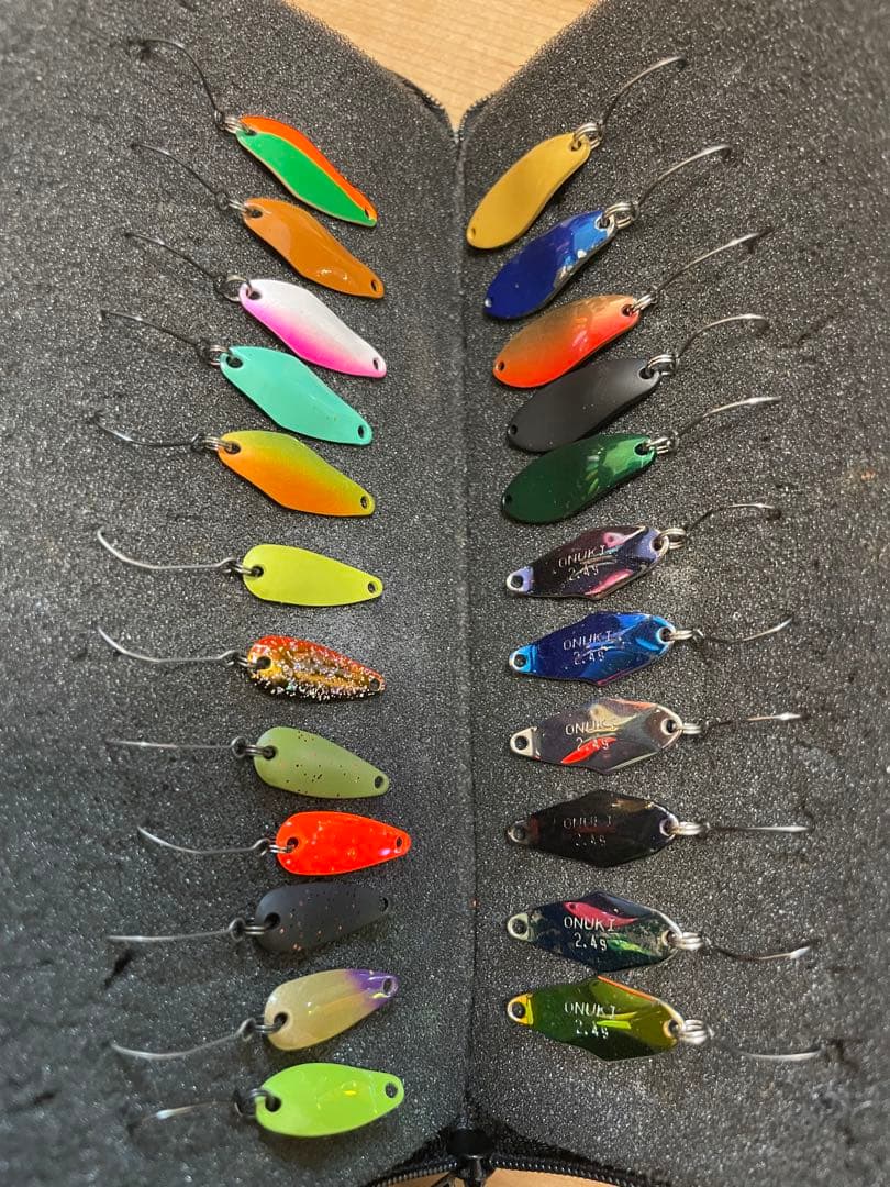 エリアトラウト　スプーン　64個セット　ワレット付き