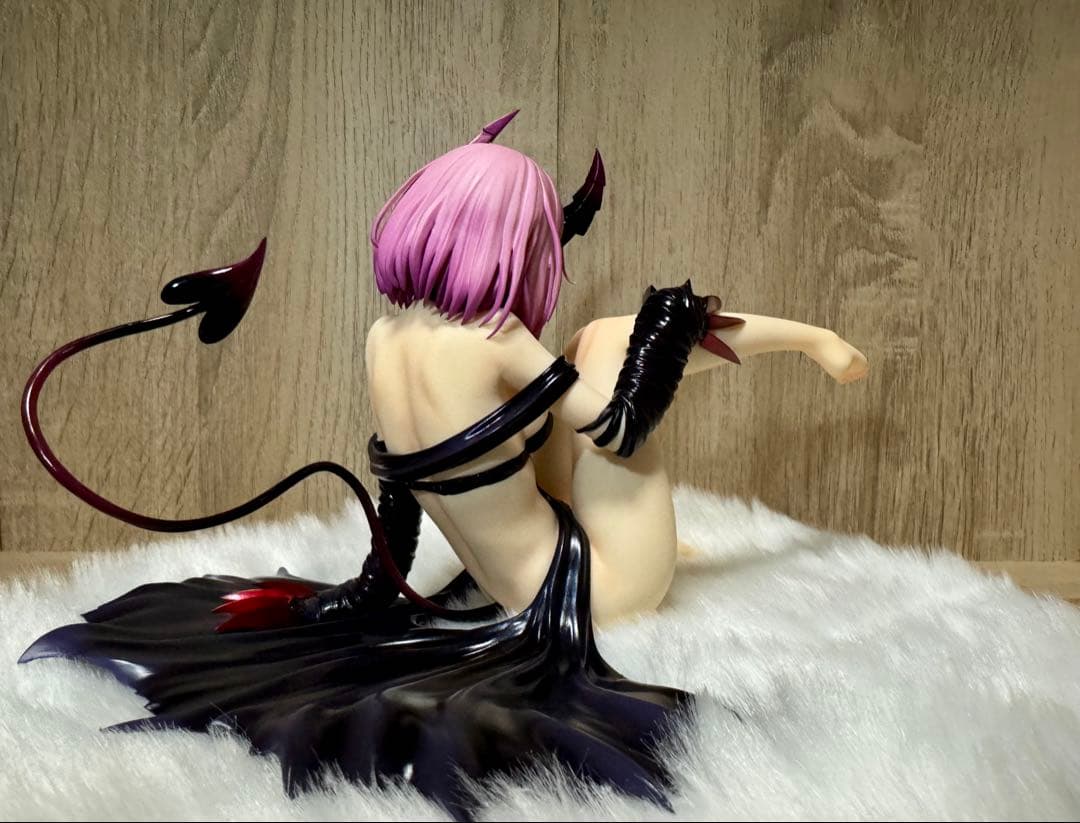 モモ・ベリア・デビルーク ダークネスver. リニューアルパッケージ版