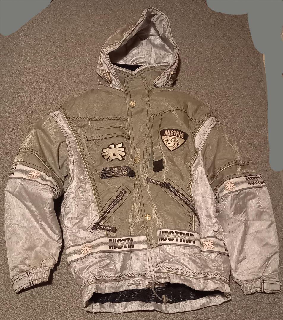 アシックス　オーストリア代表　チーム　snoopy スキージャケット　L