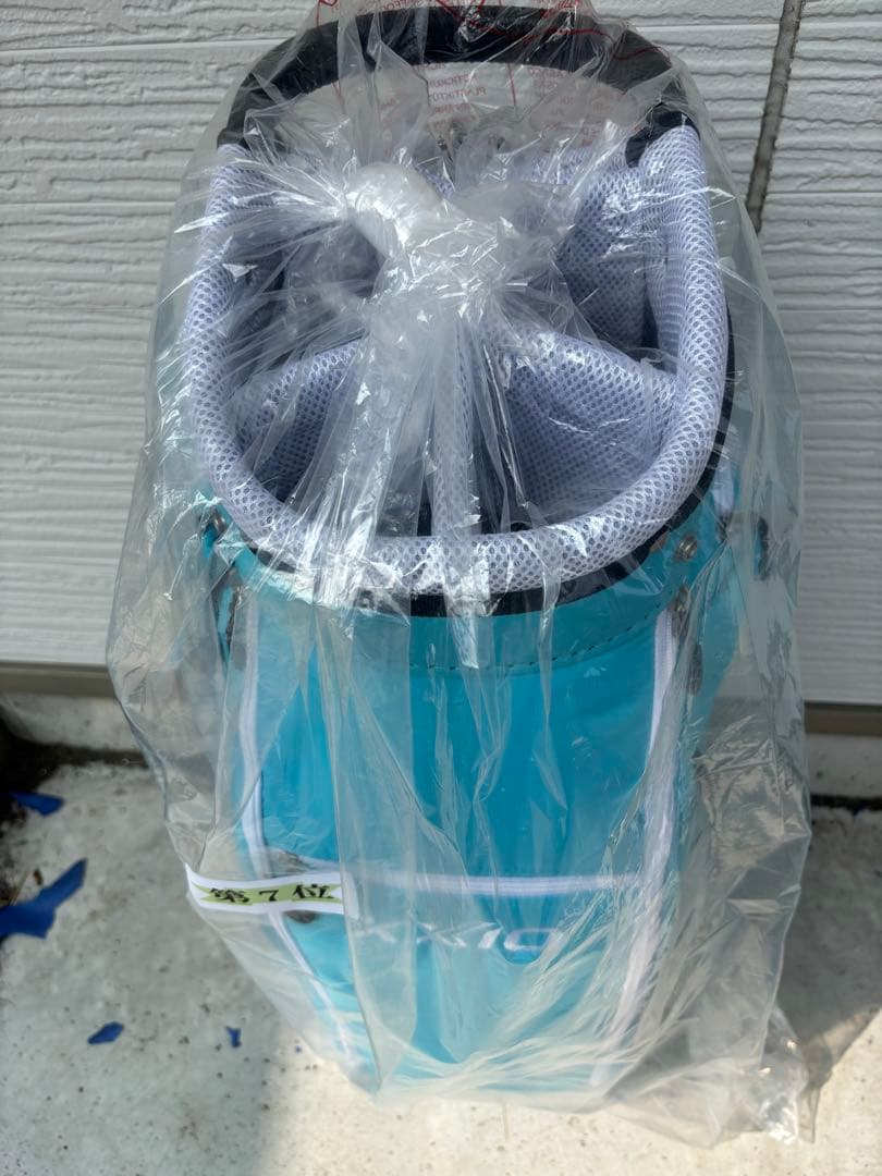 新品未使用XXIO GGC-X150W キャディバッグ　ライトブルー