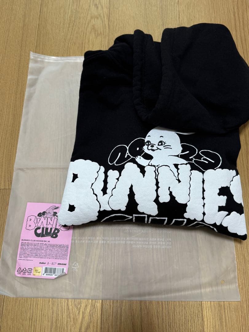 NewJeans BunniesClub パーカー Mサイズ Black